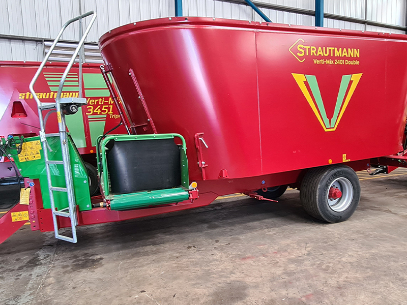 Strautmann Verti-Mix 2401 Expert in shed