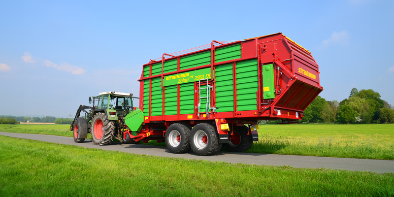 Strautmann Zelon Forage Wagon between fields