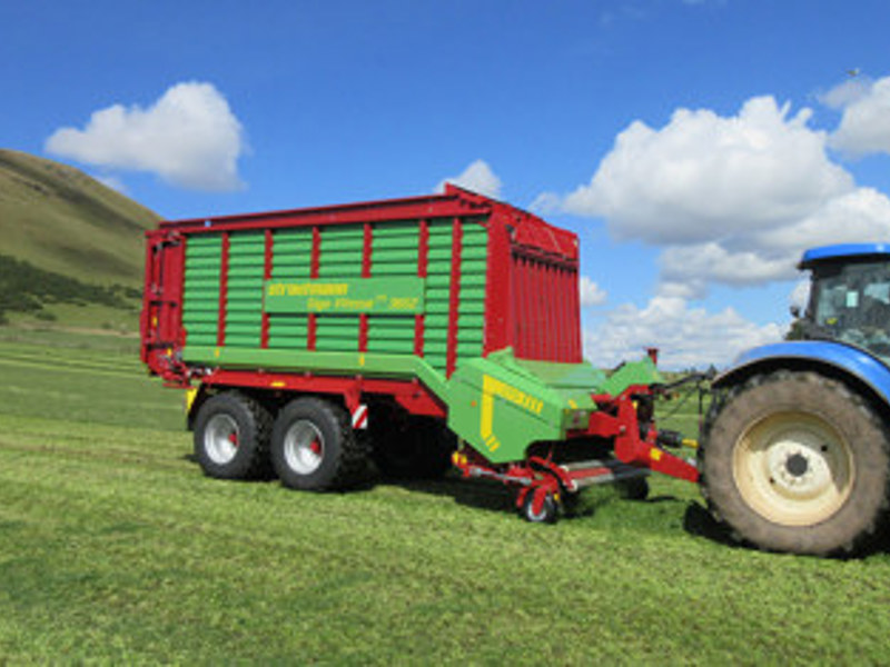 A wagon load of features - Strautmann Giga Vitesse CFS 3602 forage wagon